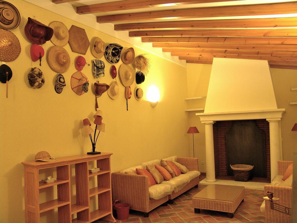 Casa Do Colegio Velho Hotel Vila Viçosa Buitenkant foto